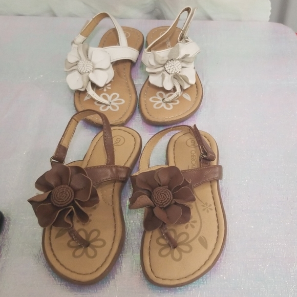 Cherokee Other - 🎉Host Pick🎉Cherokee sandals